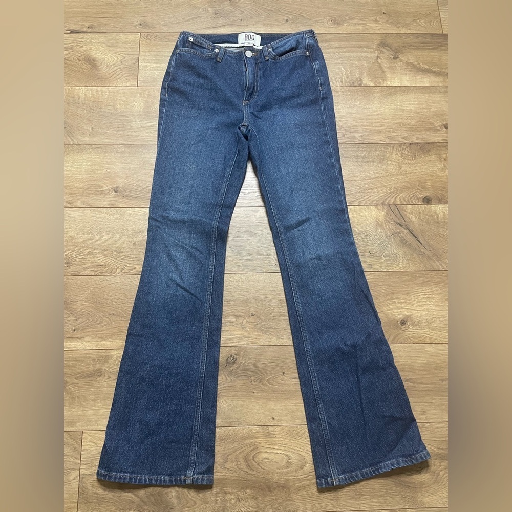 BDG Urban Outfitters. Dark Blue Flare Jeans size 24
